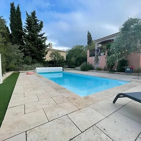Chalet Avec Piscine Proche Plage *